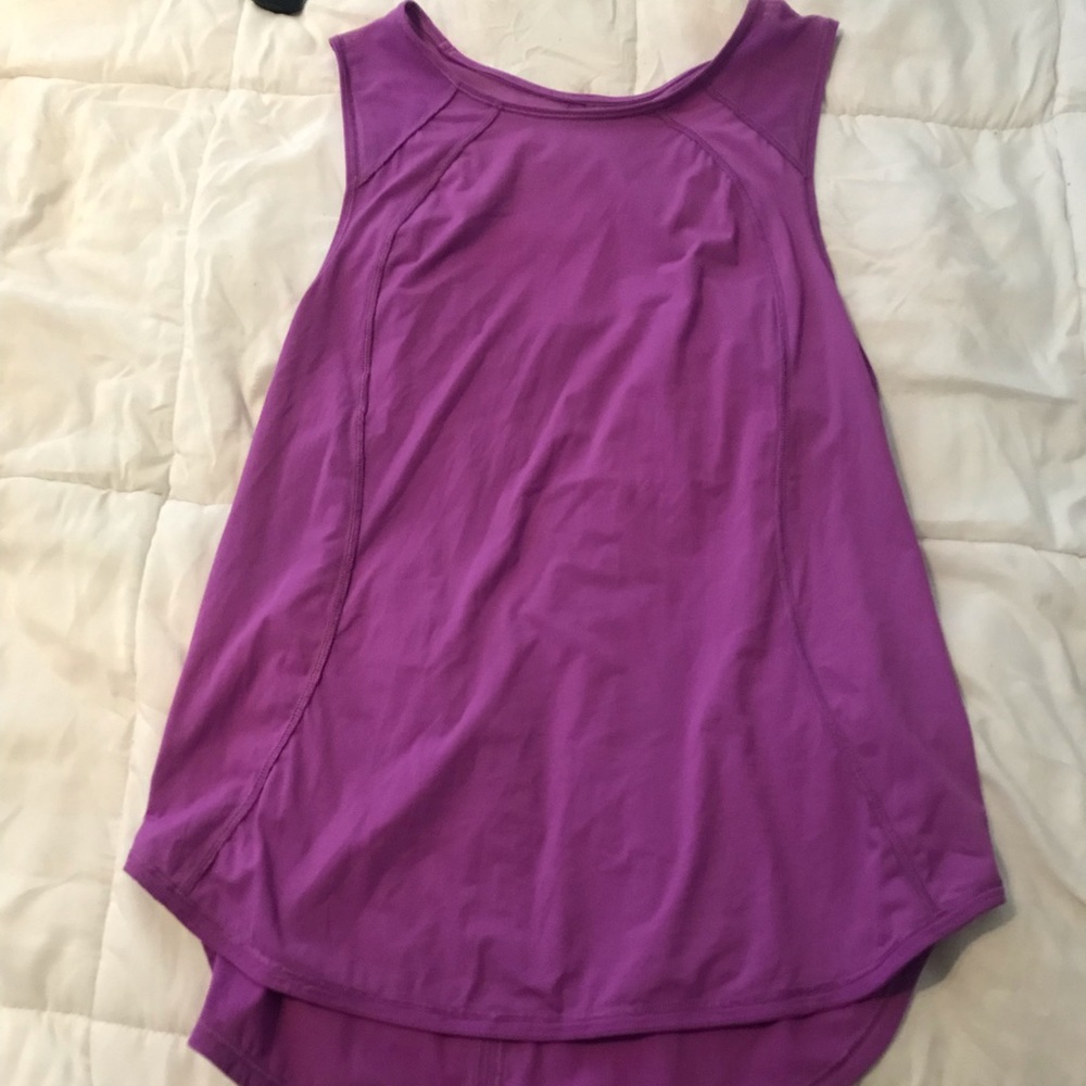 Fuchsia Lululemon tank with mesh detail!